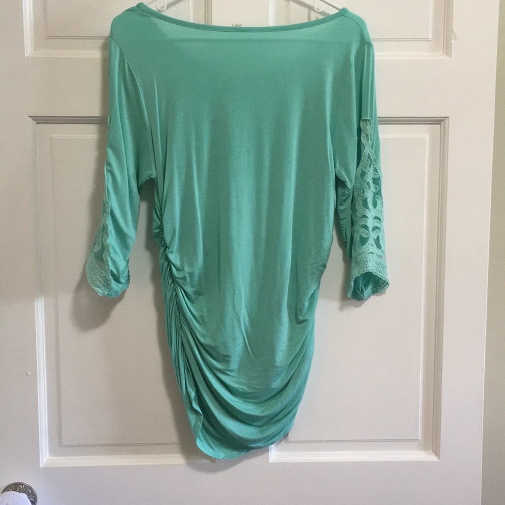 Pinkblush maternity 3/4 sleeve shirt